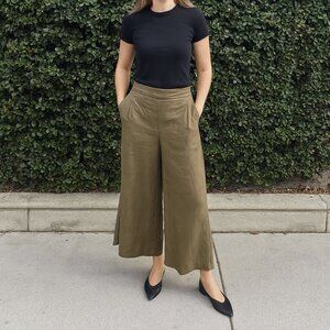Aritzia Babaton High Waisted Collete Pants Size 4